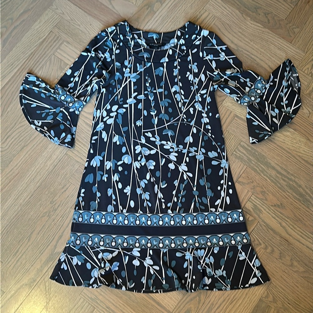 Women’s XS Petite BCBG MaxAzroa Floral Dress